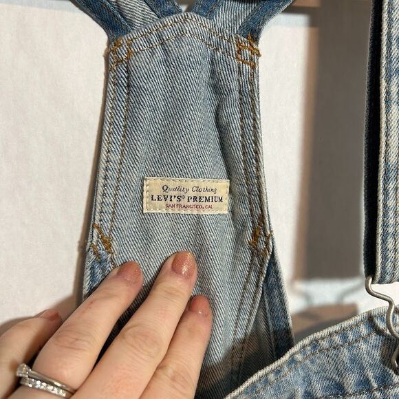 Levi's Vintage Overalls Womens M Blue No Stone Unturned 100% Cotton Straight Leg - Picture 8 of 10